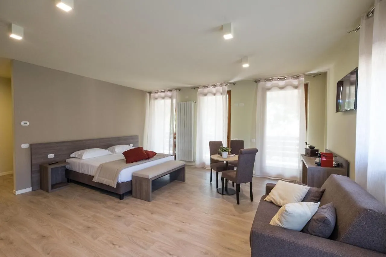 Couette-café Bed and Breakfast Al-Colle à Sotto il Monte