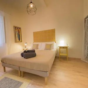  Bed & Breakfast In Acquaviva Italië