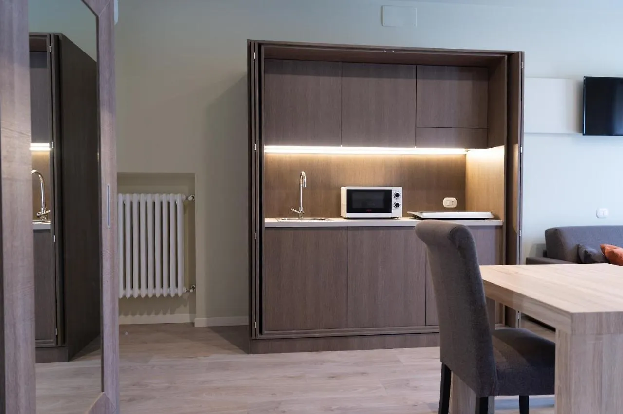 Al-Colle Bed & Breakfast Sotto il Monte 0*,