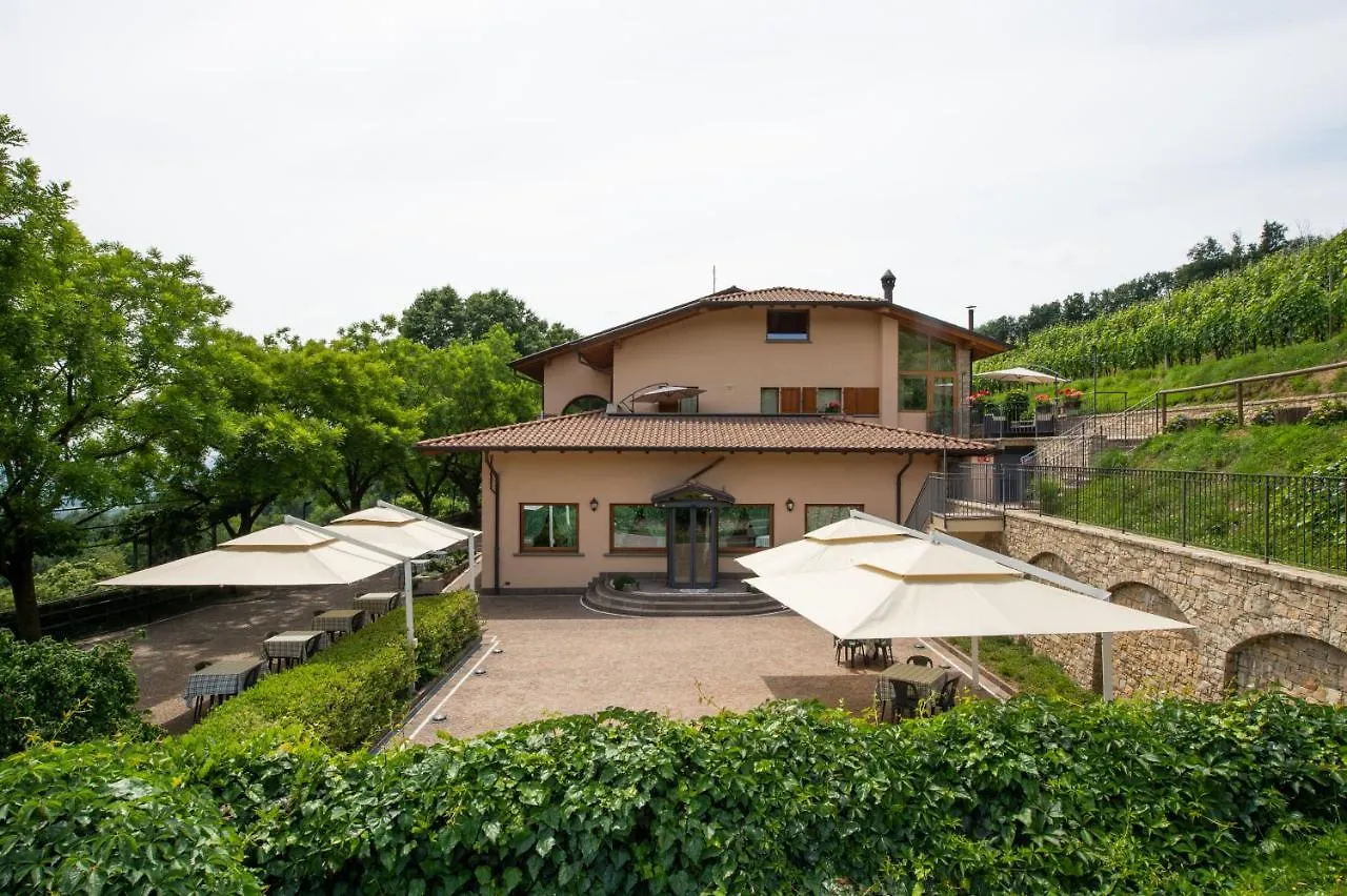 Al-Colle Bed & Breakfast Sotto il Monte Italy